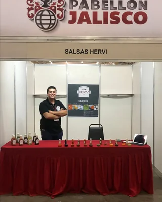 Exhibición HERVI en pabellón Jalisco